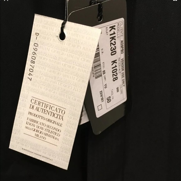 EMPORIO ARMANI MATT LINE MODERNIST VEST​​​​​ - Picture 6 of 8